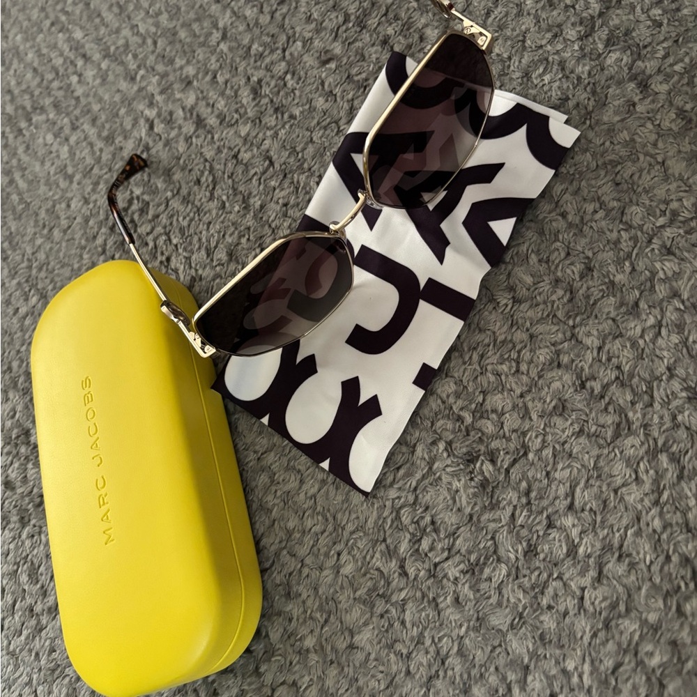 Marc Jacobs Gold Frame Sunglasses